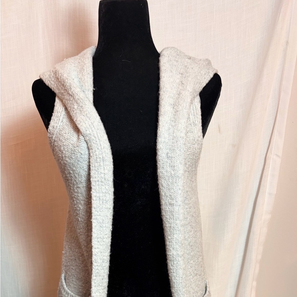 Grey Sleeveless Hooded Open Front Sweater